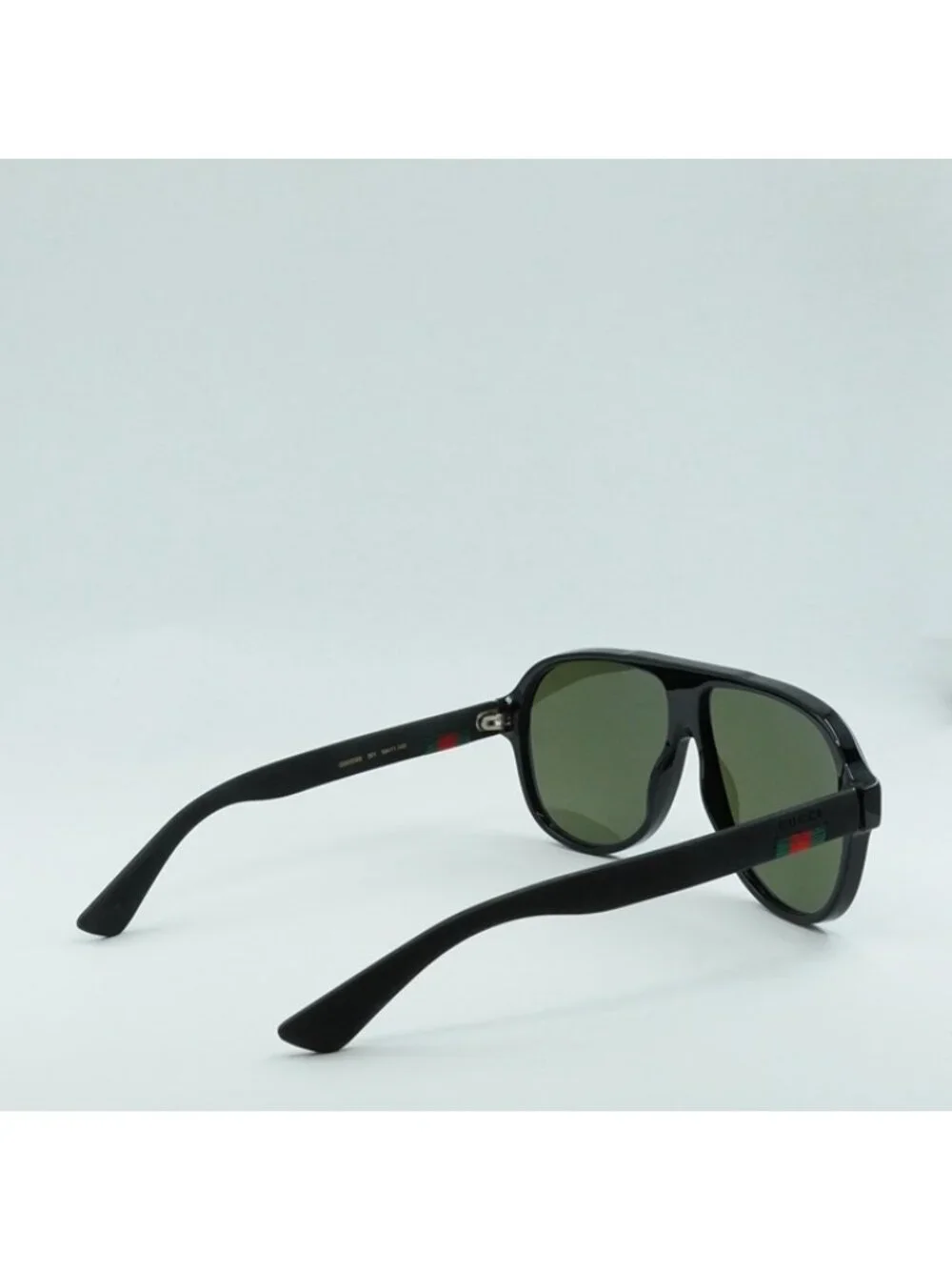 Gucci GG0009S 001 Sunglasses Black Aviator Frame, Green Lenses